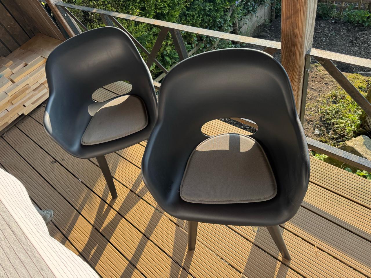 6 tuinstoelen incl kussentjes