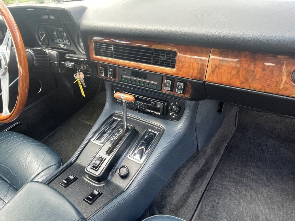 Jaguar Xj xjs-c 5.3 v12 targa met zeldzame hardtop