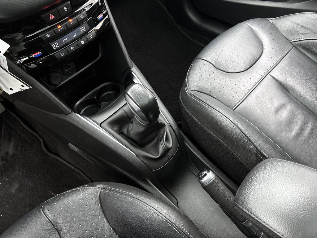 Peugeot 208 110 pk allure | rijklaar | panoramadak | lederen bekleding! | a