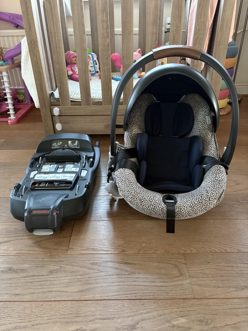 Kinderwagen - Joolz Geo Parrot Blue + verschillende accessoires