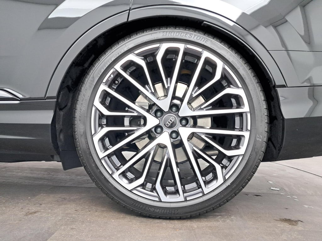 Audi Q7 pro line s 55 tfsi e 290 kw / 394 pk suv 8 versn.