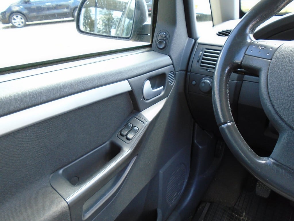 Opel Meriva 1.6-16v maxx cool