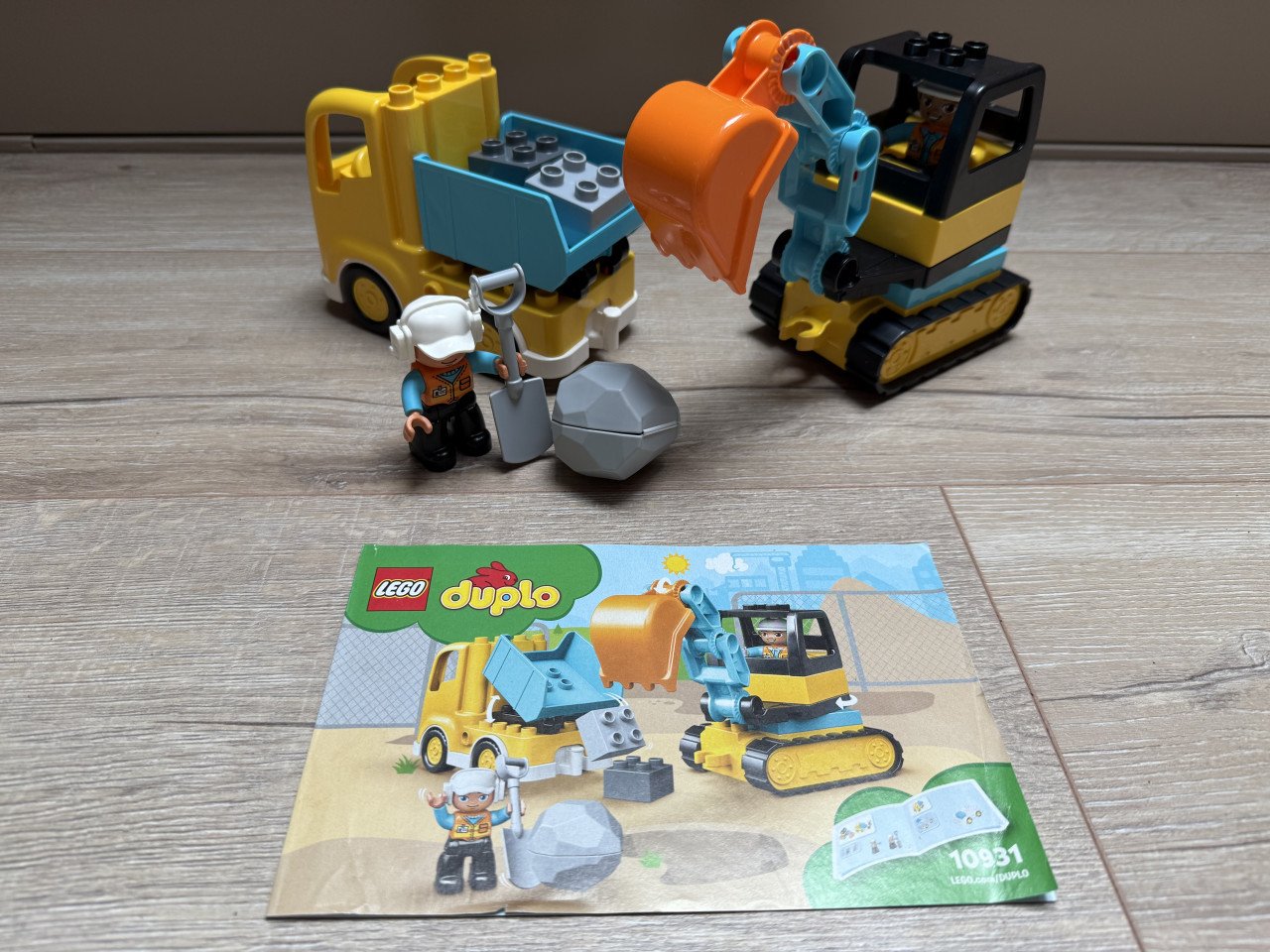 Lego Duplo - Truck en graafmachine