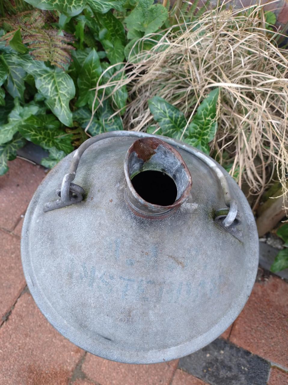 Grote zinken vat, inhoud 30 liter