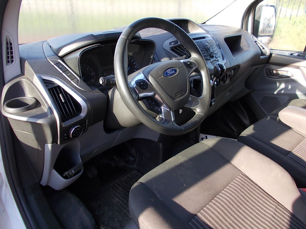 Ford Transit Custom 2.2 l2/h1 airco, nav.,cr.contr. lees tekst !!