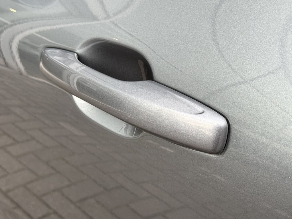 Volvo XC60 t8 390pk recharge r-design| panodak| luchtvering| trekhaak| came