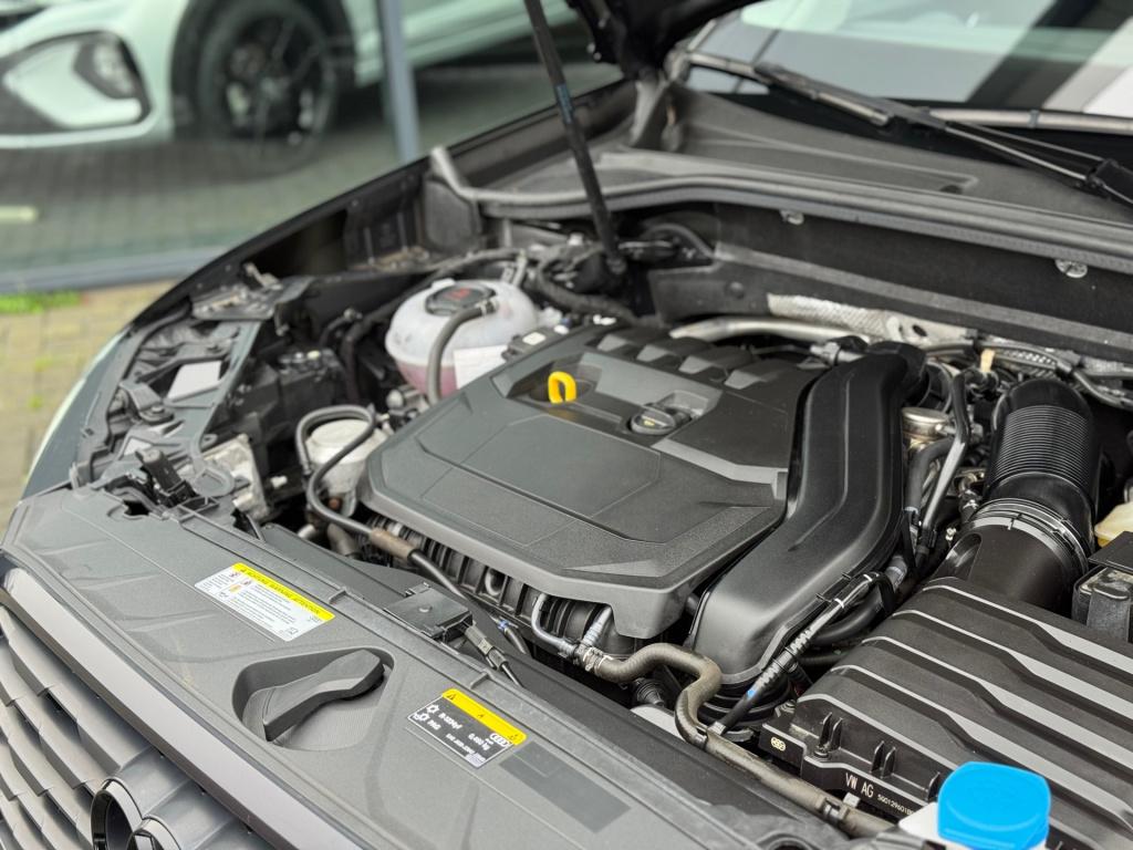 Audi Q2 35 tfsi sport * black pack * keyless * matrix led * stoelverwarming