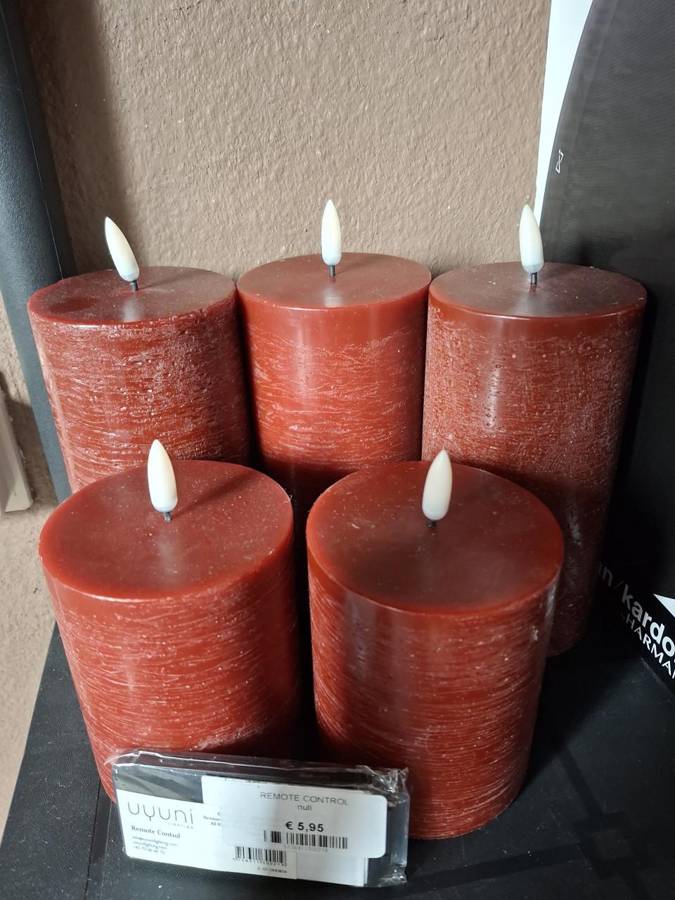 Ledkaarsen rood en zwart  van merk uyuni