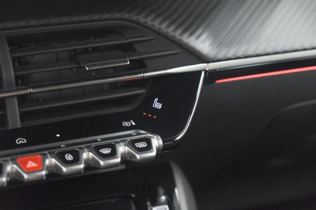 Peugeot 208 1.2 hybrid 145 e-dcs6 gt | alcantara pakket | camera | apple ca