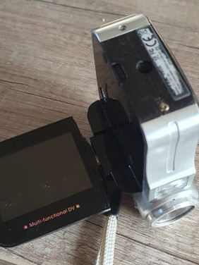 Kleine Aiptek pocket camcorder, werkt met usb of batterijen...
