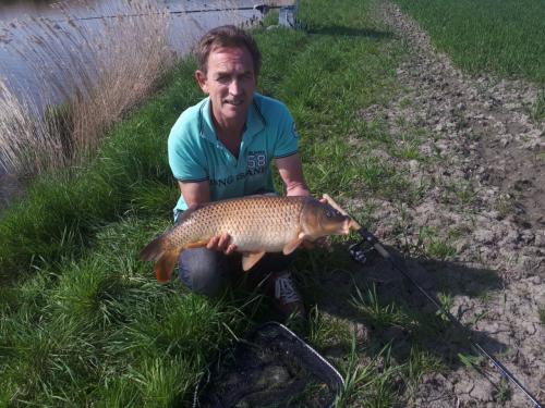 Hengelsport in de polder bij Karpervisserij Koudekerke €17,50 visvergunning