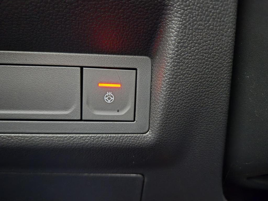 Renault Captur 1.6 e-tech plug-in hybrid 160 iconic topmodel!, all season, 