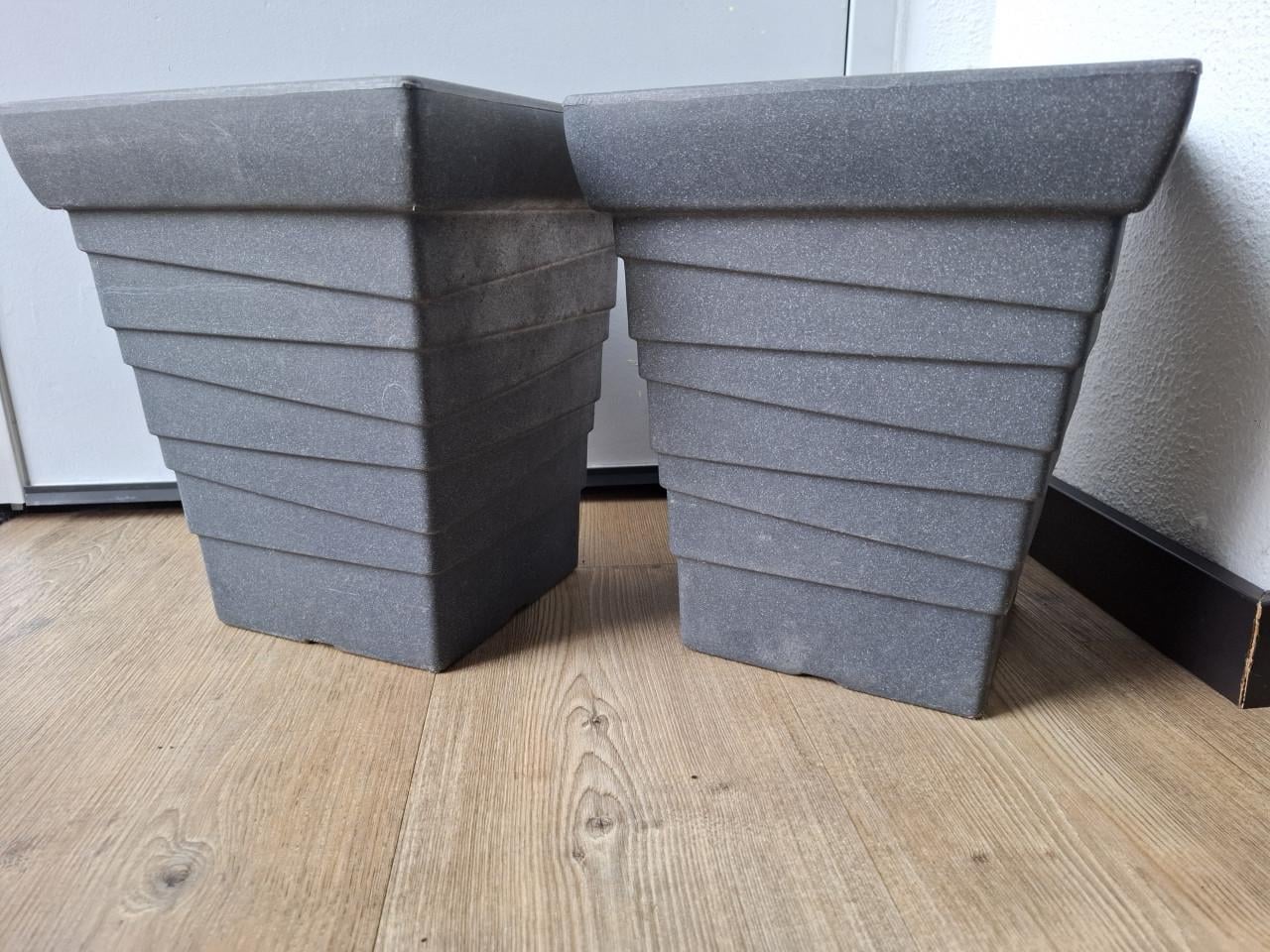 Set kunststof buitenpotten