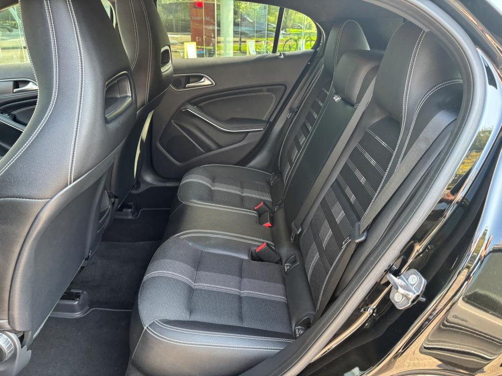 Mercedes-Benz Gla-klasse 200 156pk 7g-dct edition 1