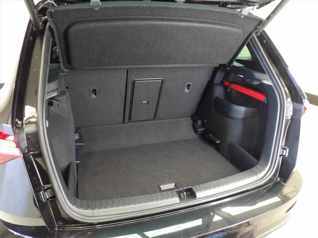 Skoda Karoq 1.5 tsi act greentech 150pk dsg-7 sportline business