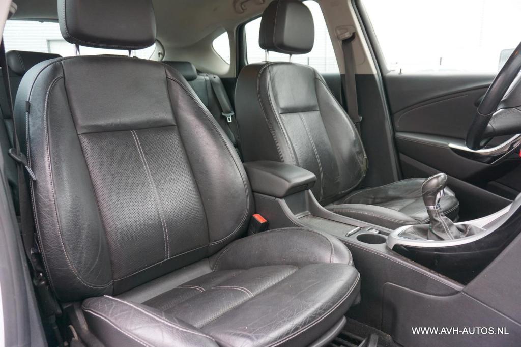 Opel Astra 1.6 turbo sport