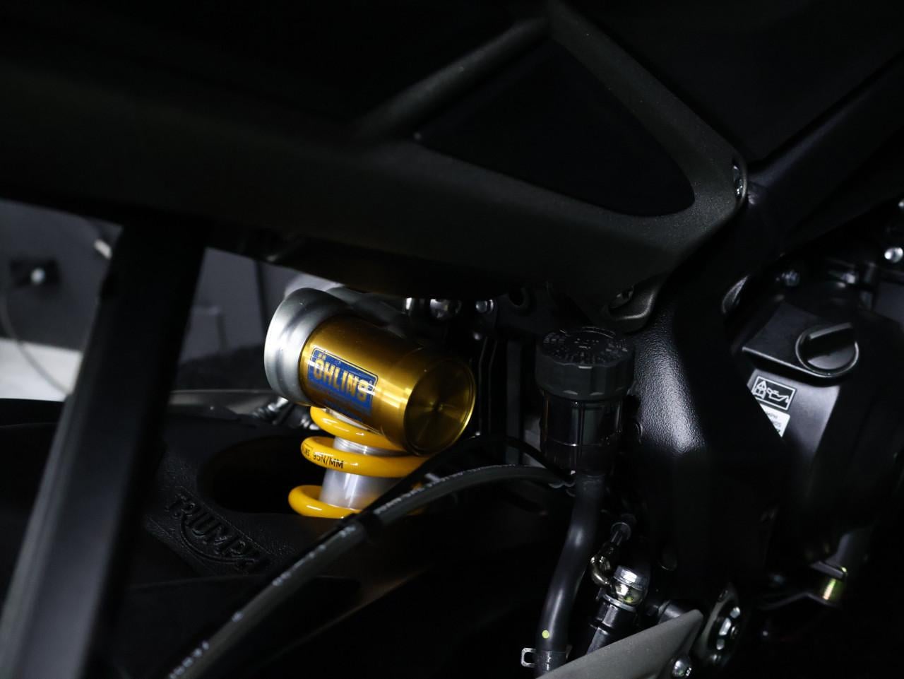 STREET TRIPLE 765 RS | Carnival Red