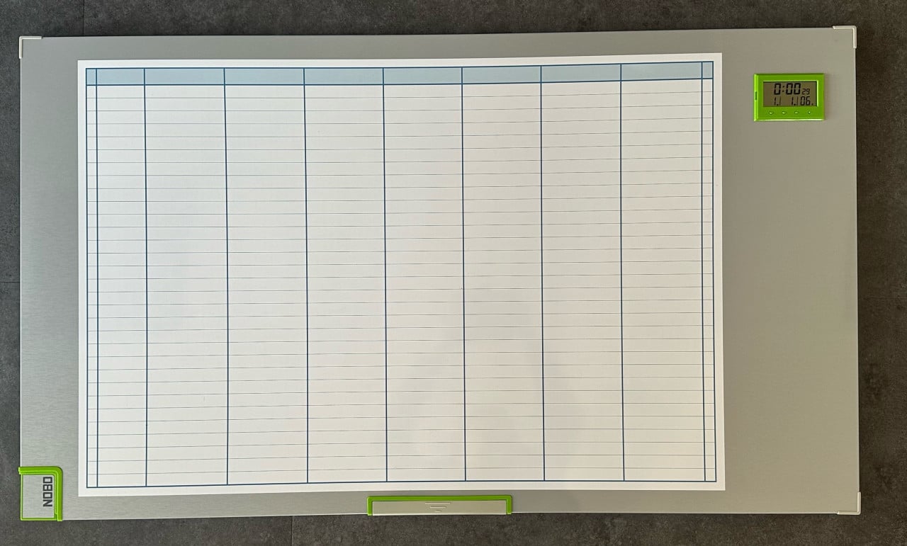 Whiteboard/ planboard met lijnen