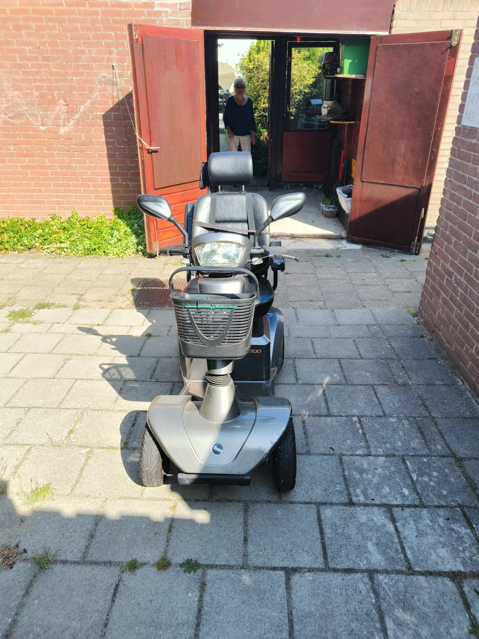 Scootmobiel sterling s700 nieuwe accu twv. €800