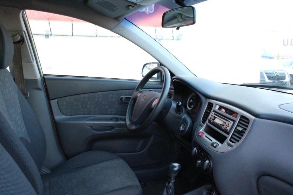 Kia Rio 1.4 x-tra meeneemprijs