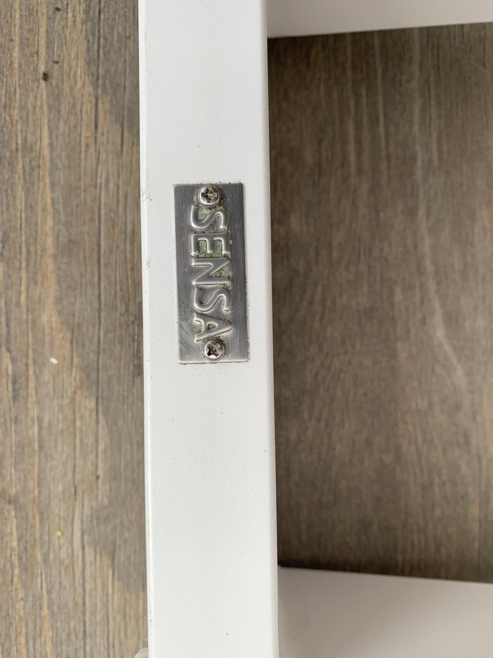 Alminium loungset met kussens en tafel merk SENSE.