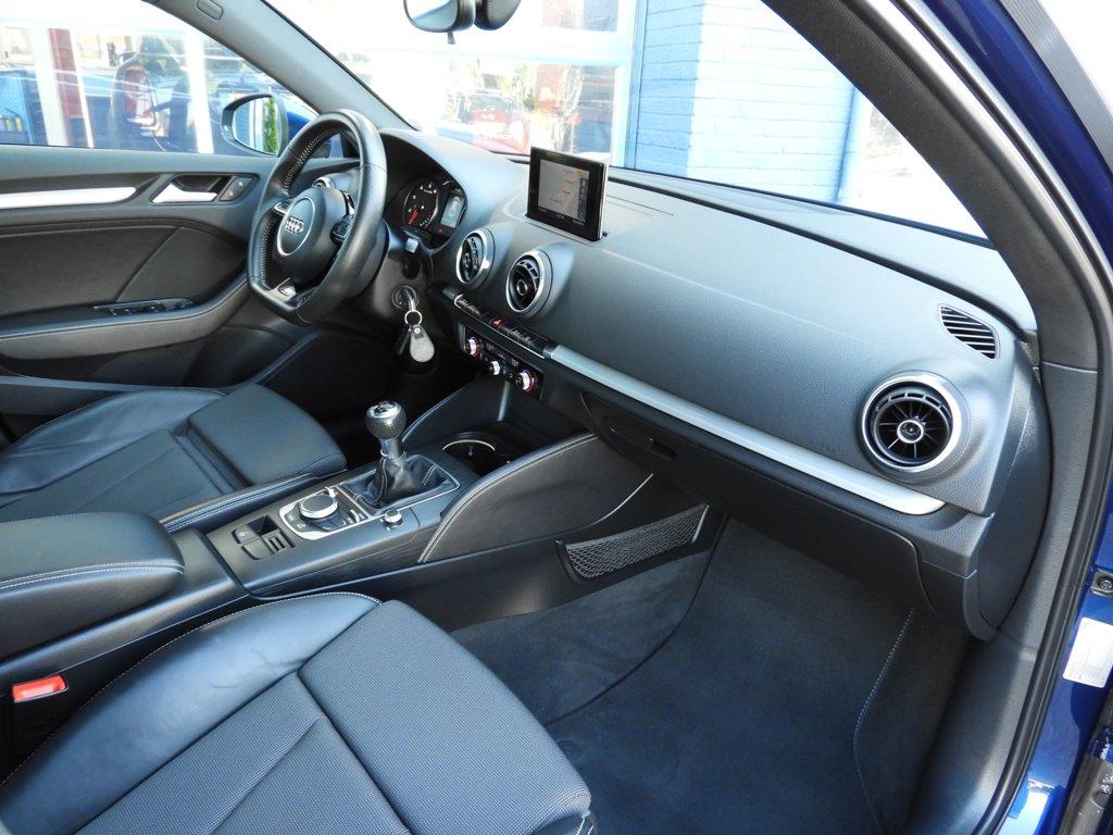 Audi A3 sportback 1.2 tfsi ambition pro line s s-line
