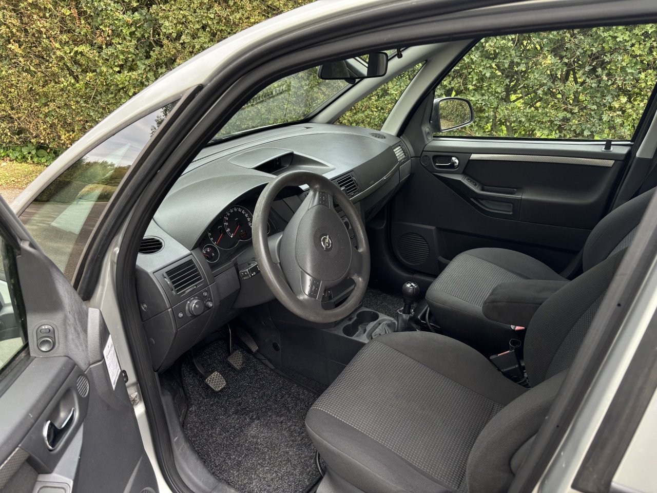 Opel Meriva - 1.6 Benzine - 105PK - Met trekhaak