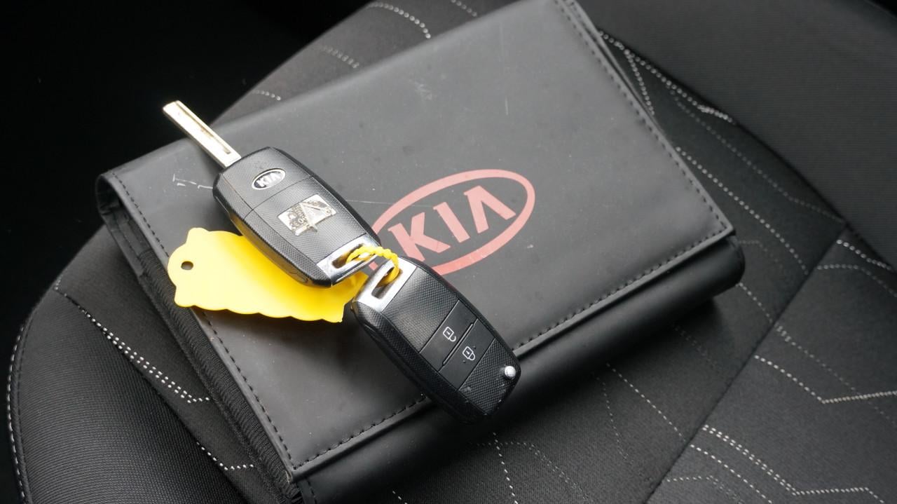 Kia Picanto 1.0 CVVT BusinessLine rijklaar incl garantie