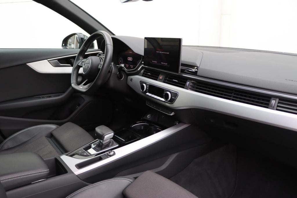 Audi A4 avant 40 tfsi launch edition sport