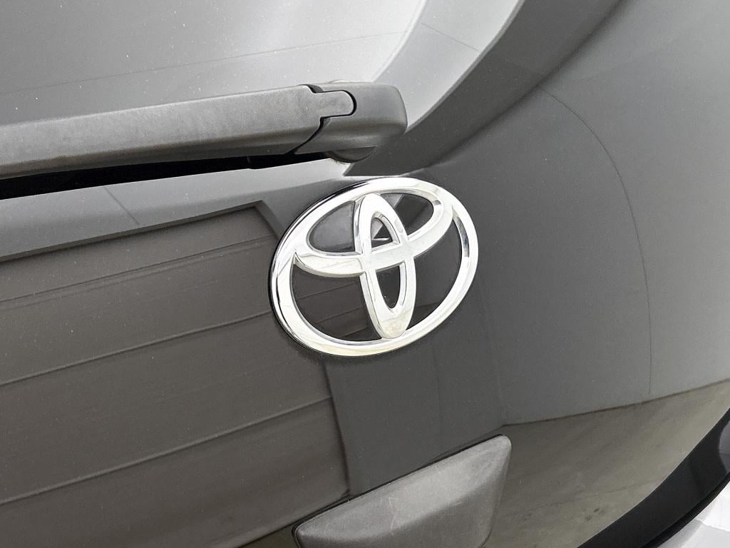 Toyota Aygo x 1.0 vvt-i s-cvt envy automaat | navigatie | jbl soundsystem |