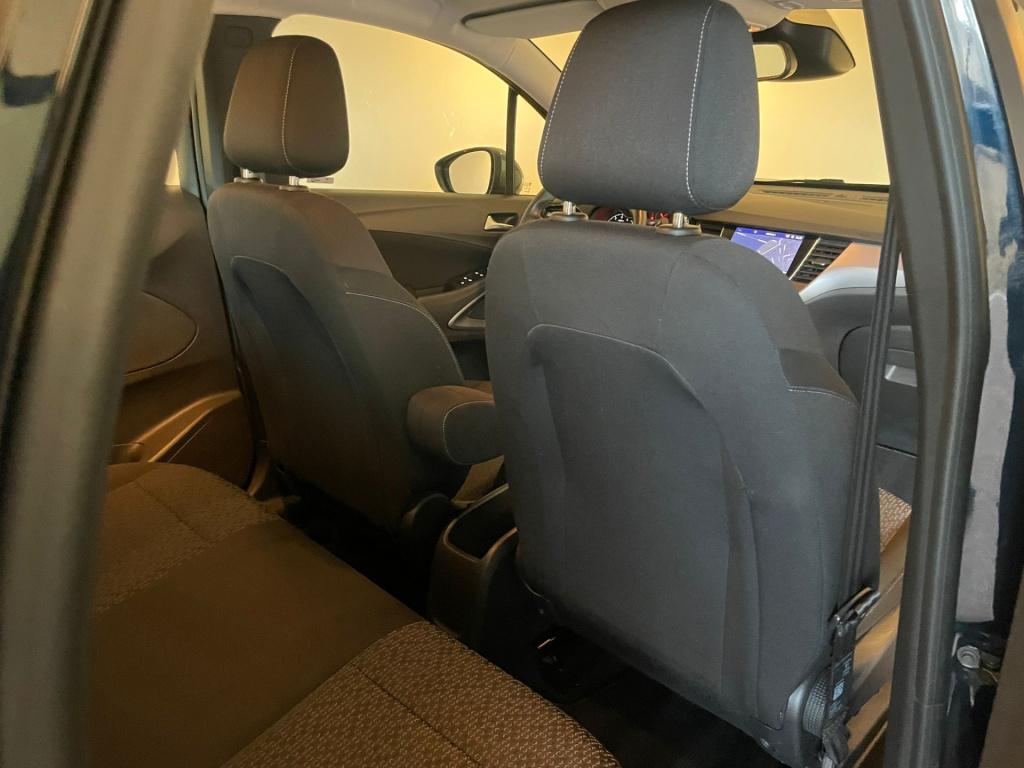 Opel Crossland X 1.2 turbo online edition