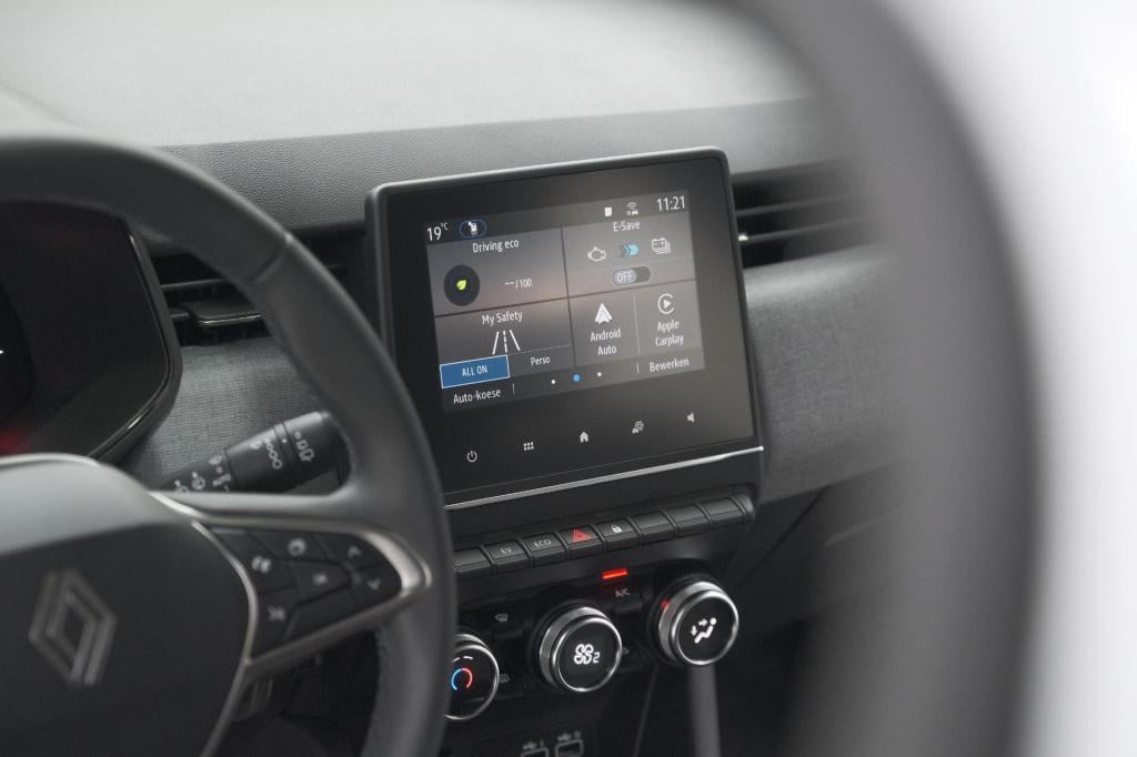 Renault Clio 1.6 e-tech full hybrid 145 evolution | apple carplay | parkeer