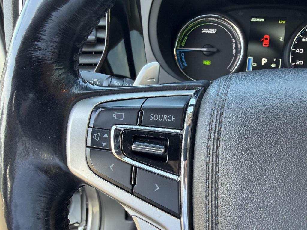 Mitsubishi Outlander 2.0 phev instyle+