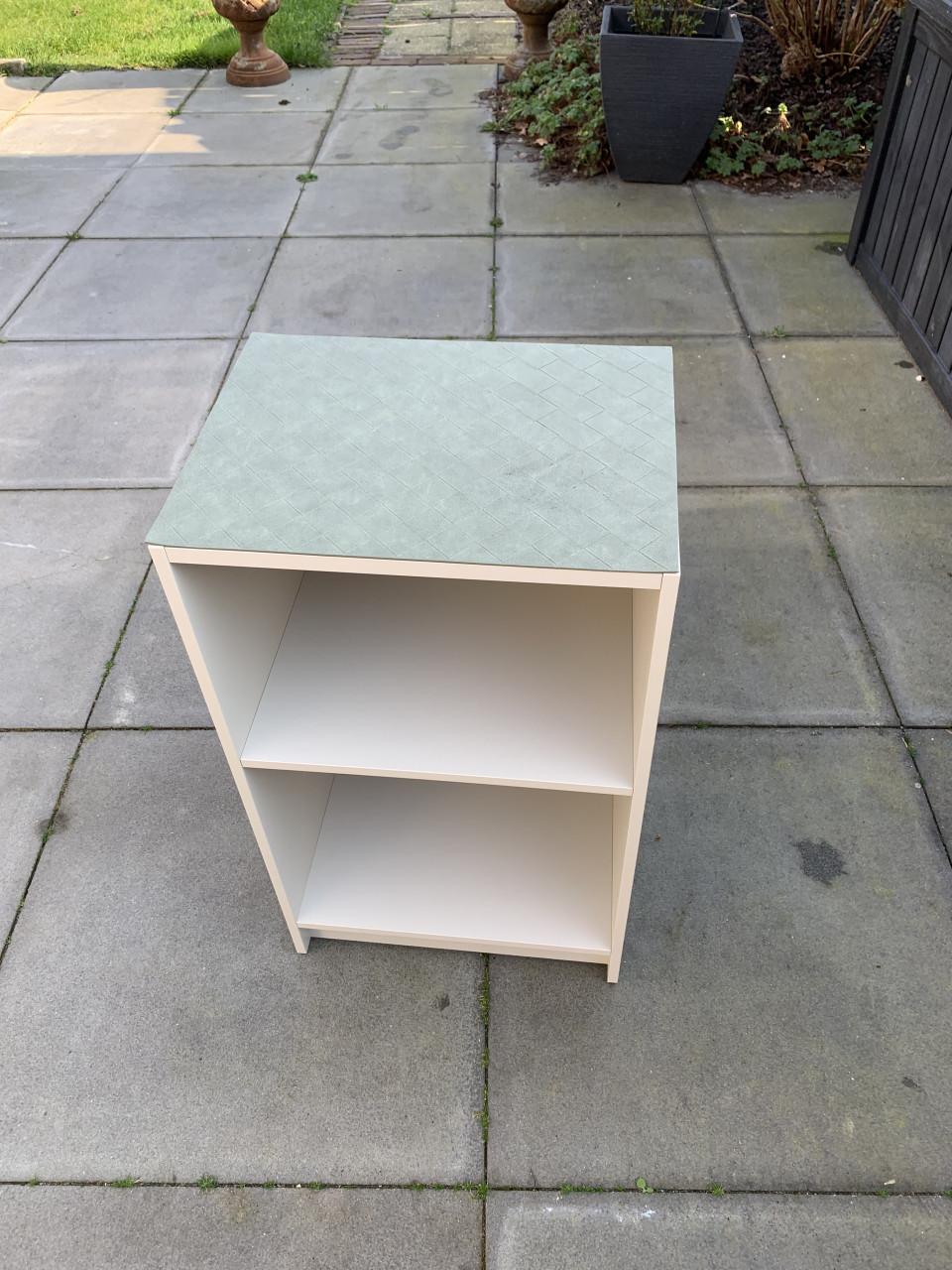 Kleine handig kastje 40hoog 36breed