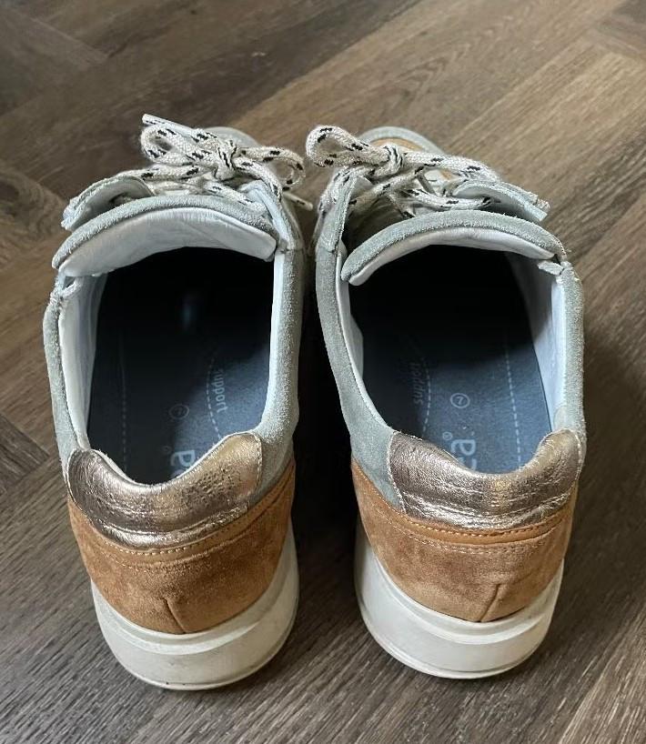 Mooie Durea sneakers wijdte H maat 7