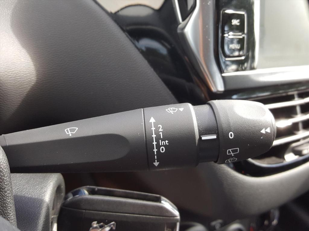Peugeot 208 1.2 vti 82pk 5d style navigatie | airco | cruise control | blue