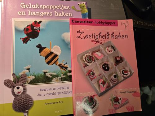 2 boekjes Haken.