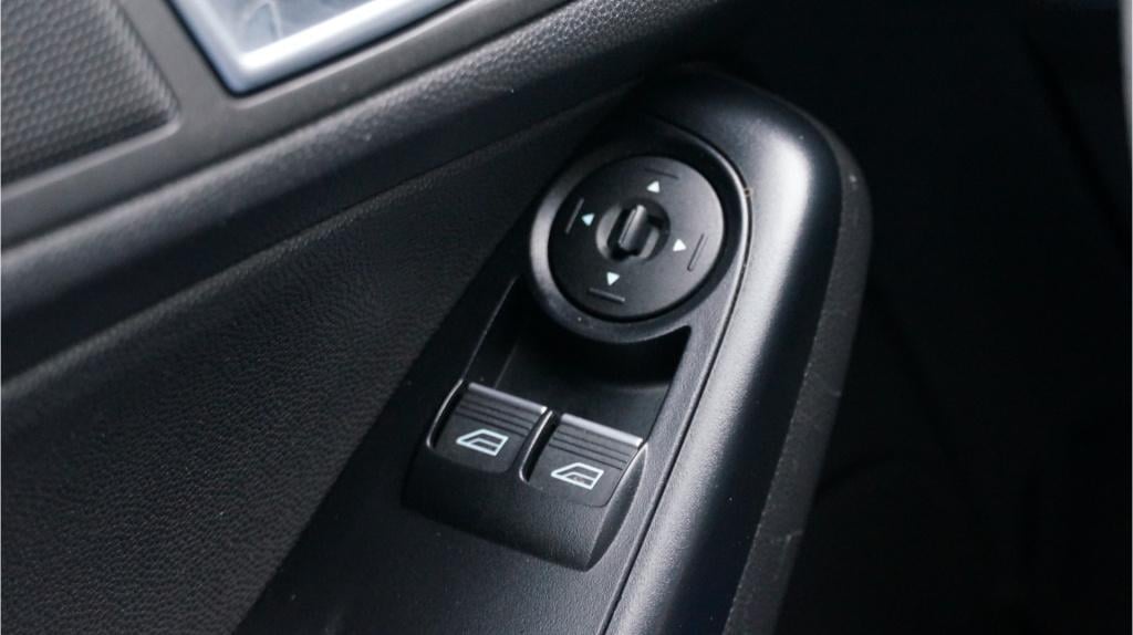 Ford Fiesta 1.0 style rijklaar incl garantie