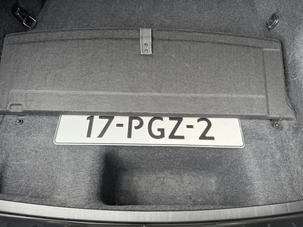 BMW 5 Serie 528i 6-cilinder executive sedan