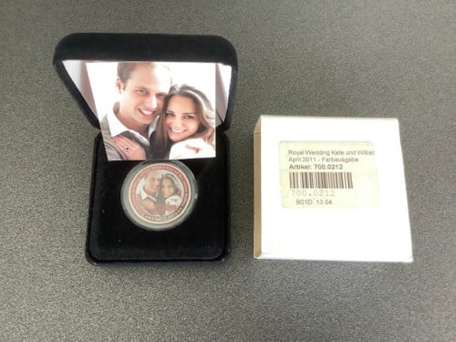 Penning Royal Wedding Kate & William april 2011.