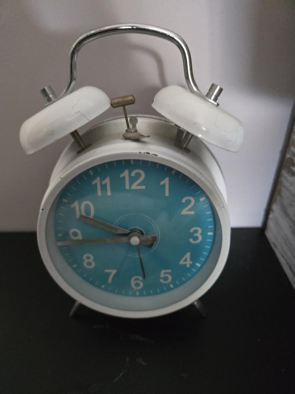 Klassieke Bellenwekker Glasgow, opwindbaar, 10cm wijzerplaat