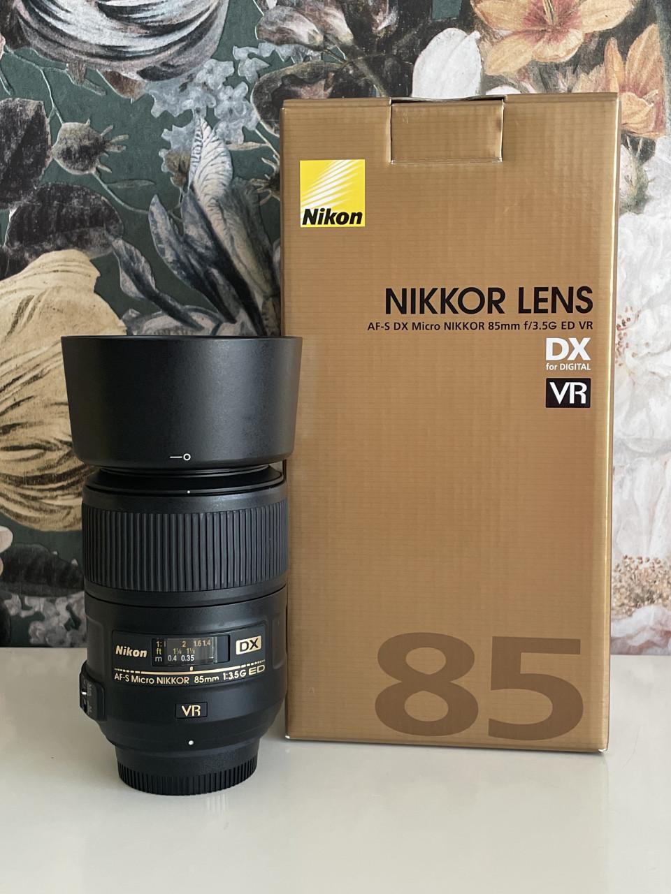 Nikon AF-S DX 85mm f3.5G micro lens