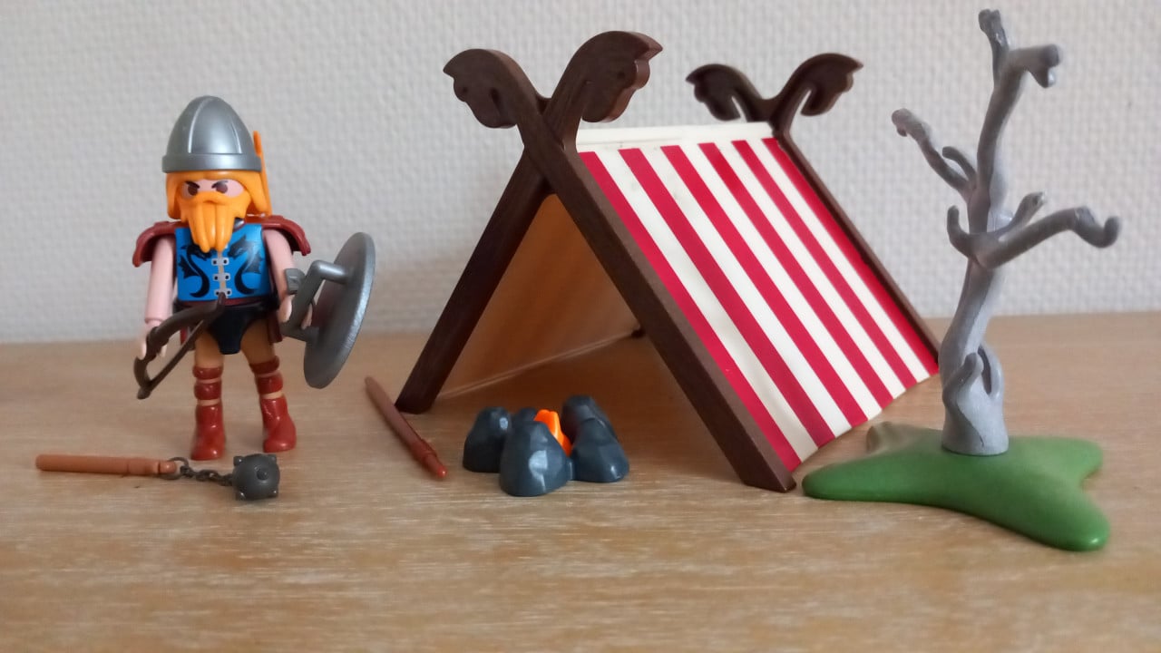 Playmobil viking bij vikingtent