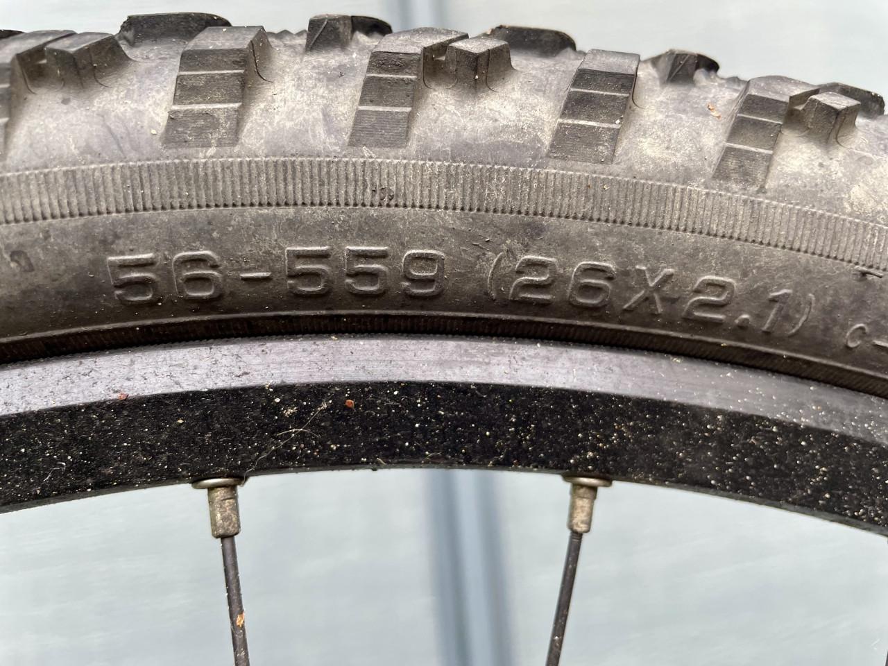 Merida Nighthawk pro (12-14 jr)