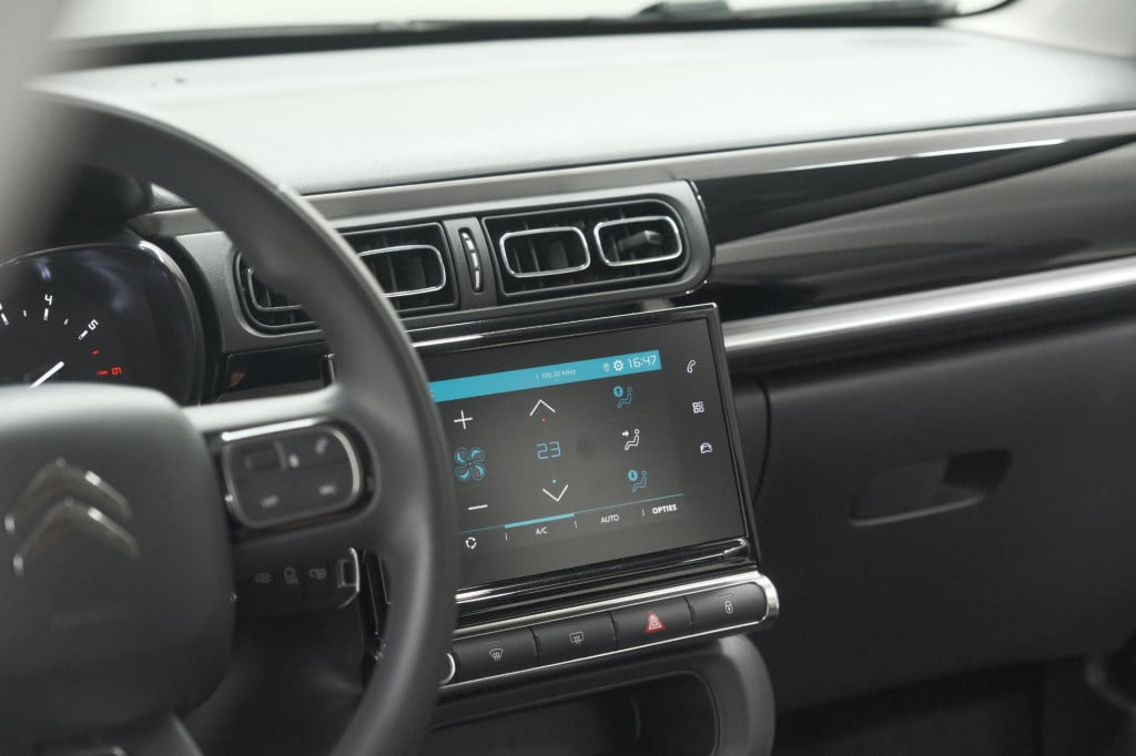 Citroen C3 puretech 110 eat6 max | apple carplay | parkeersensoren | climat