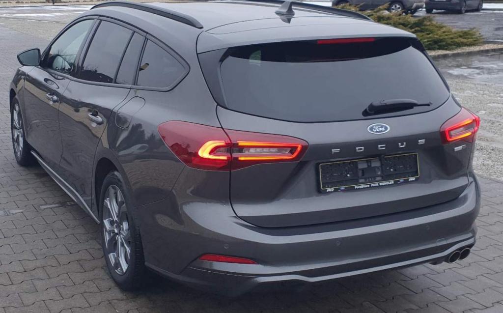 Ford Focus 1.0 ecoboost hybrid st line x automaat 125pk