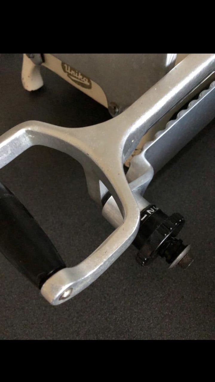 Unika kaassnijmachine
