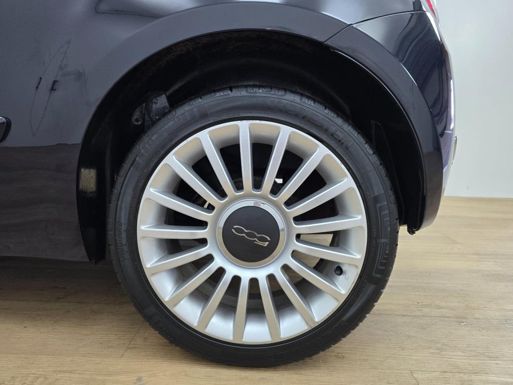 Fiat 500 1.2 lounge | pano | airco | lm velgen | 4-cilinder! | luxe uitvoer