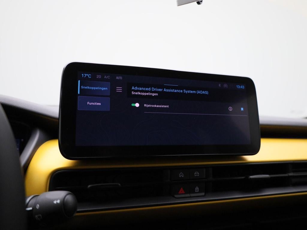 Jeep Avenger 1st edition 54 kwh | navigatie | elektrische kofferbak | stoel