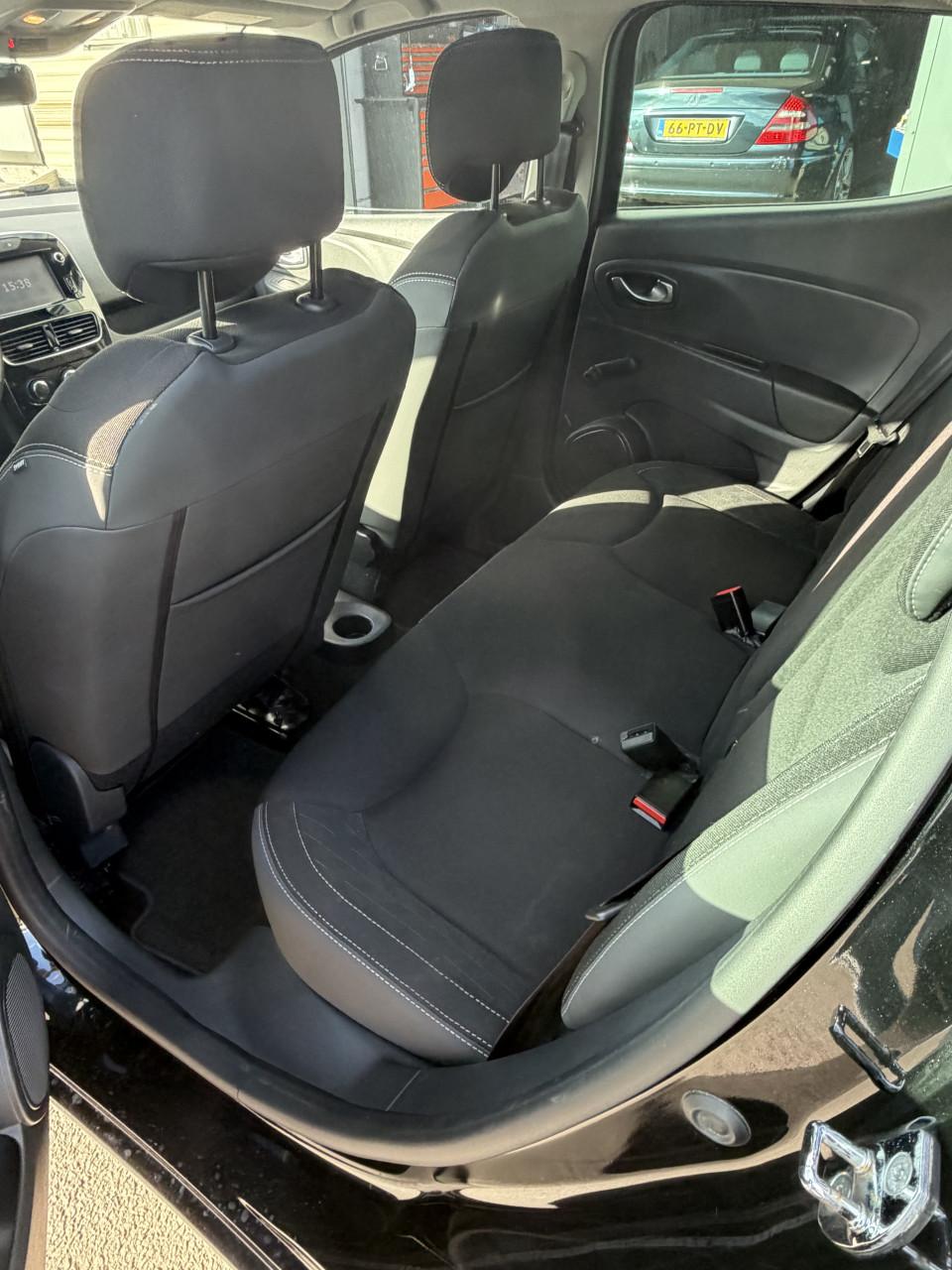 Renault Clio 1.2i Limited Bouwjaar 2018 NAP ! ! !